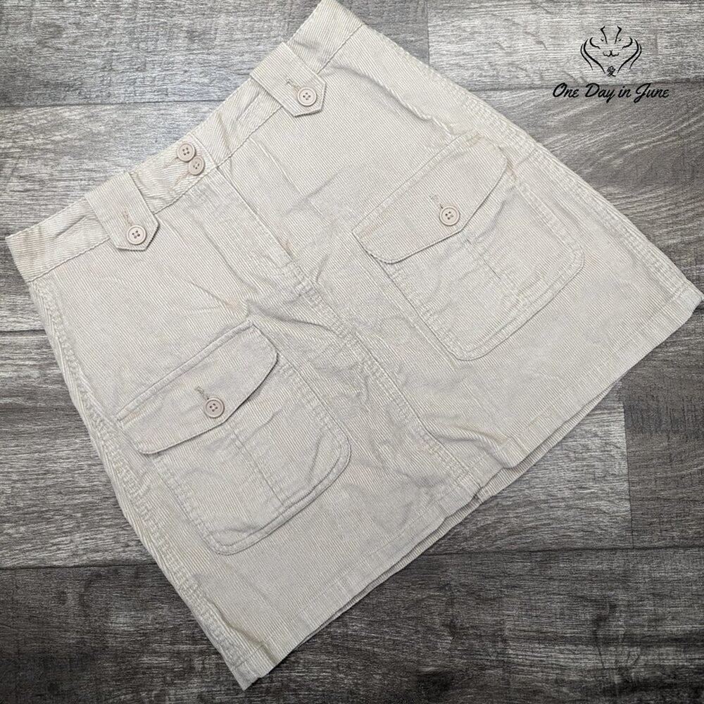 G.H. Bass Corduroy Skirt Size 2